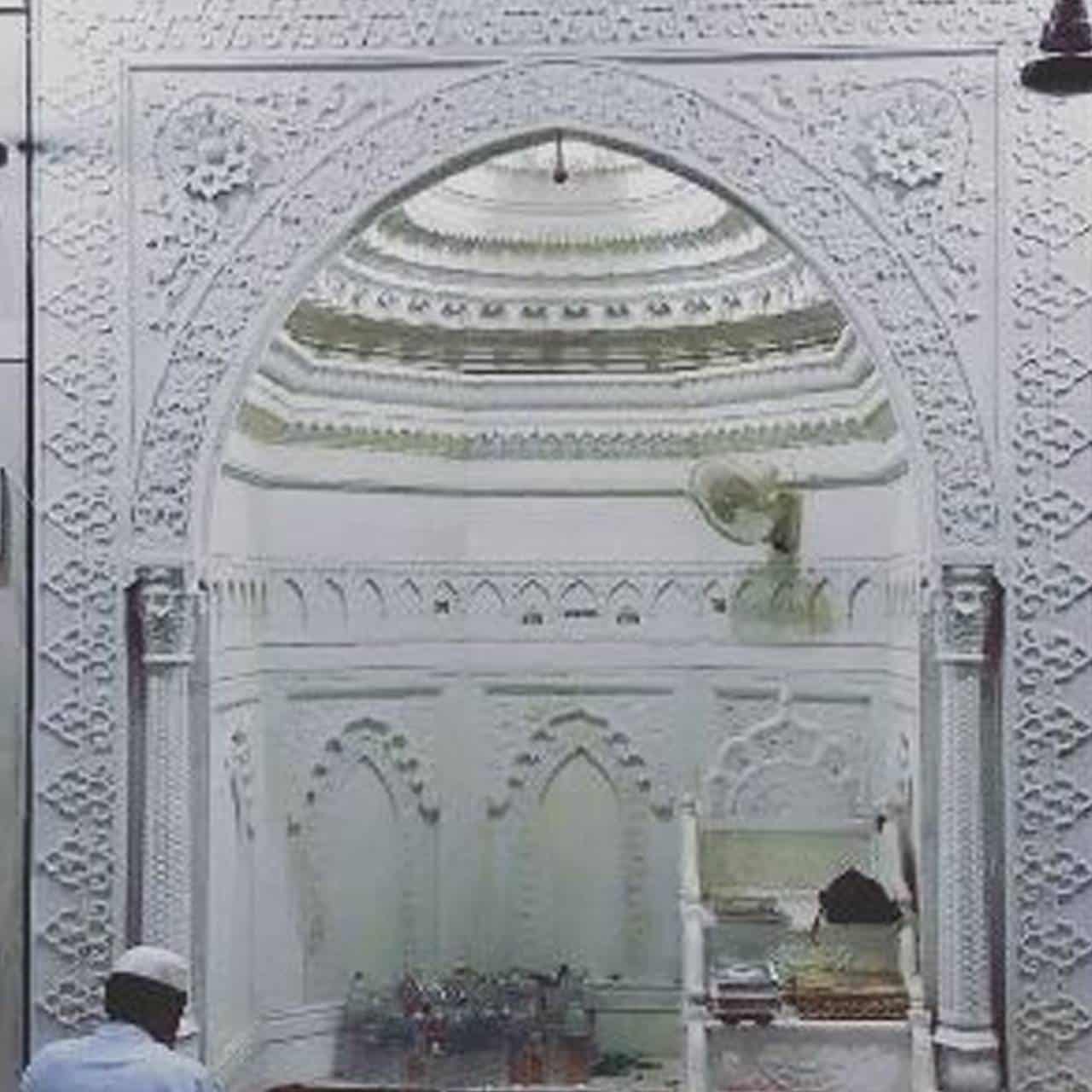 White Marble Masjid QIBLA